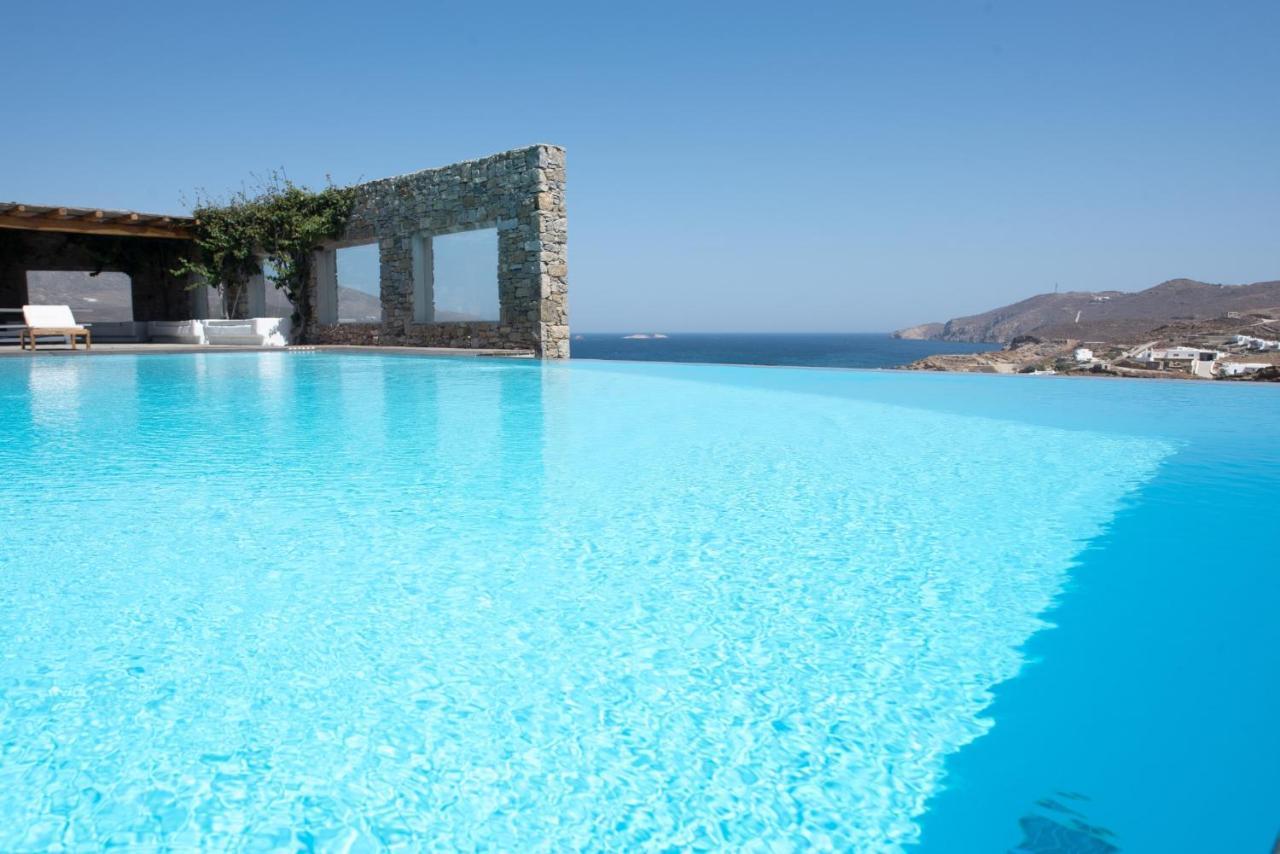 Victoria! * Mykonos Town